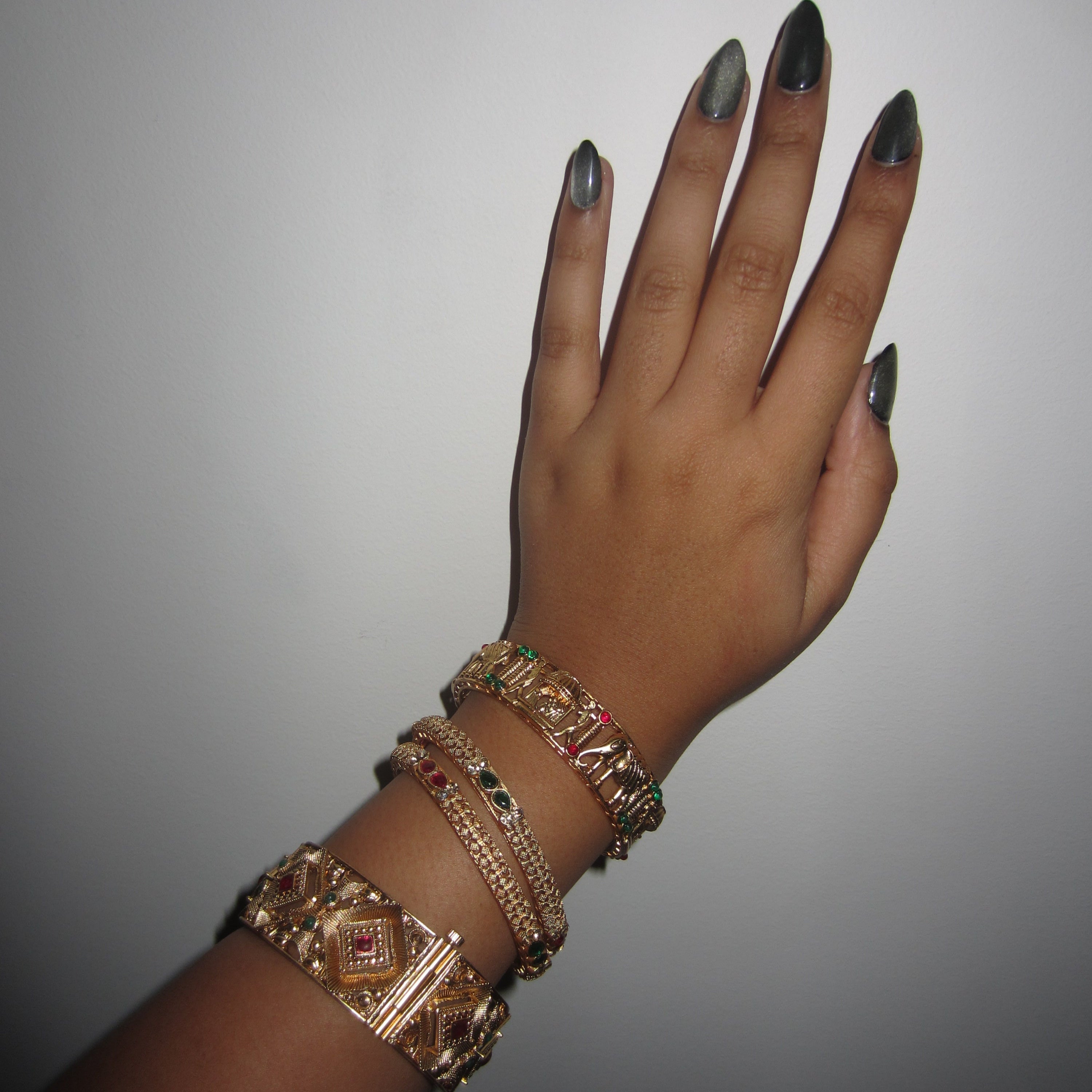 Gold Thin Teardrop Bangles